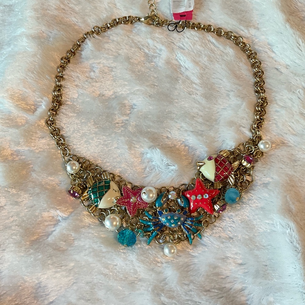 BETSEY JOHNSON NECKLACE - Picture 3 of 3